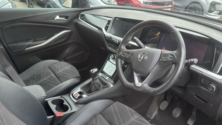 Vauxhall Grandland 1.2 Turbo Ultimate 5dr Petrol Hatchback